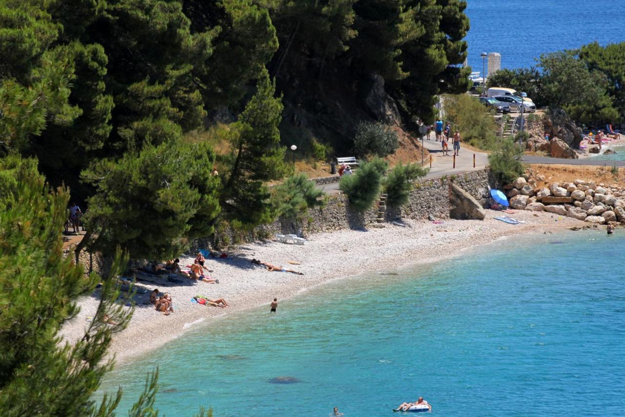 Apartments By The Sea Podgora, Makarska - 11469 Exterior photo